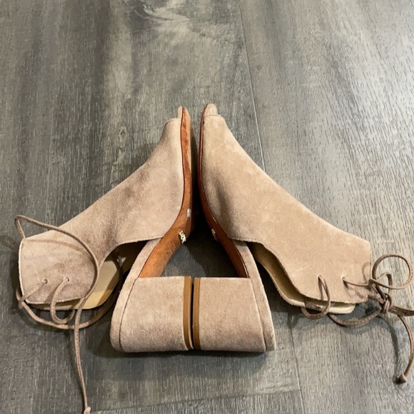 Schutz Binalia Lace Up Suede Block Heel Sandals size 6 - Picture 6 of 11